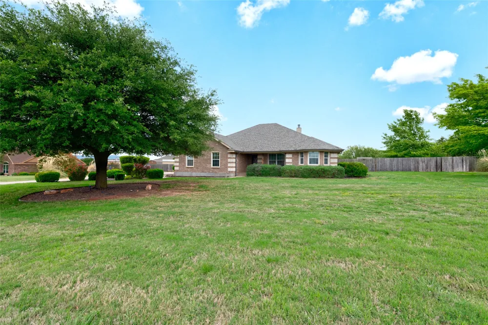 118 Divide Avenue Tuscola, TX 79562