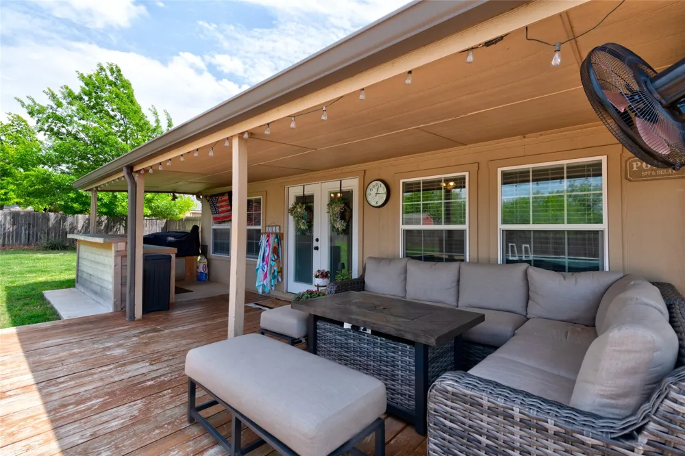 118 Divide Avenue Tuscola, TX 79562