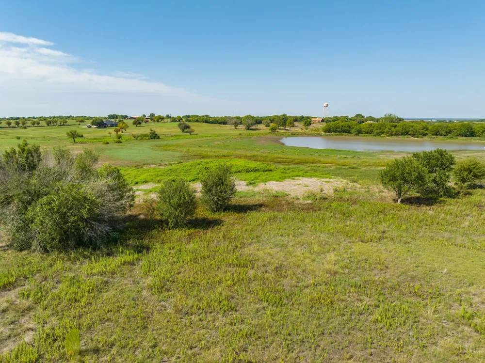 7984 Lone Star Parkway Moody, TX 76557