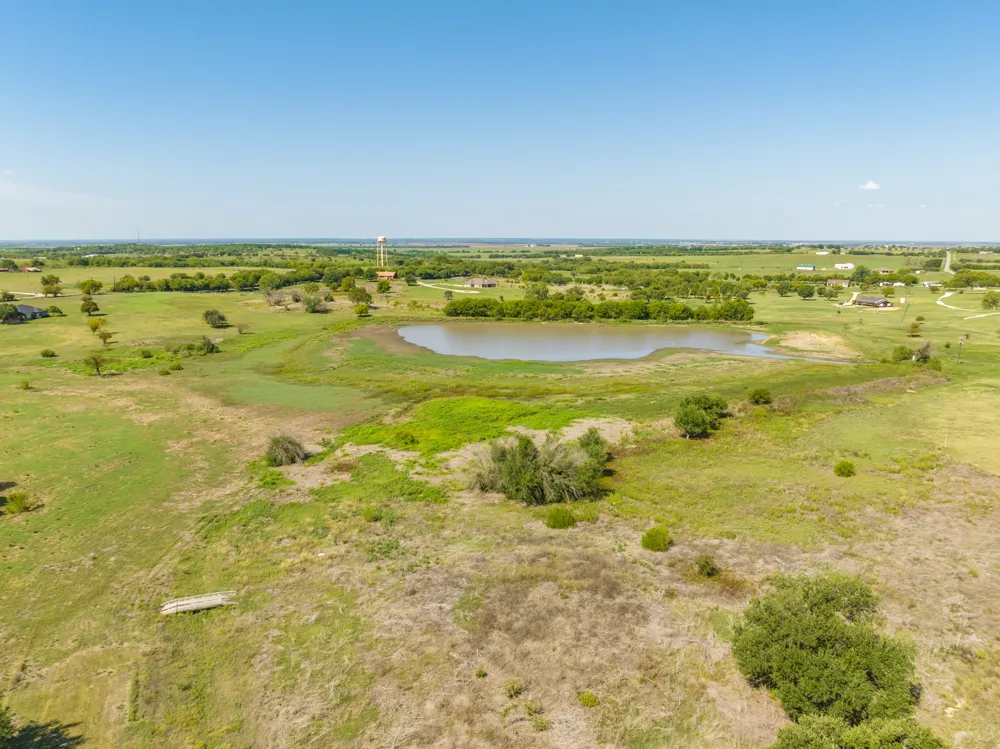 7984 Lone Star Parkway Moody, TX 76557