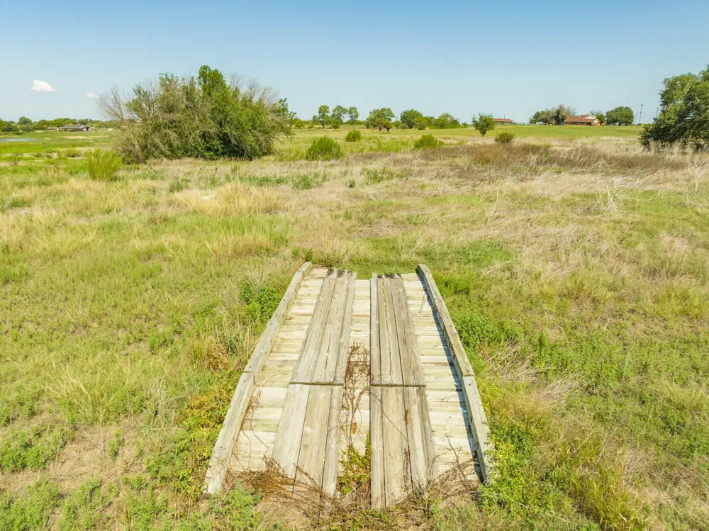 7984 Lone Star Parkway Moody, TX 76557