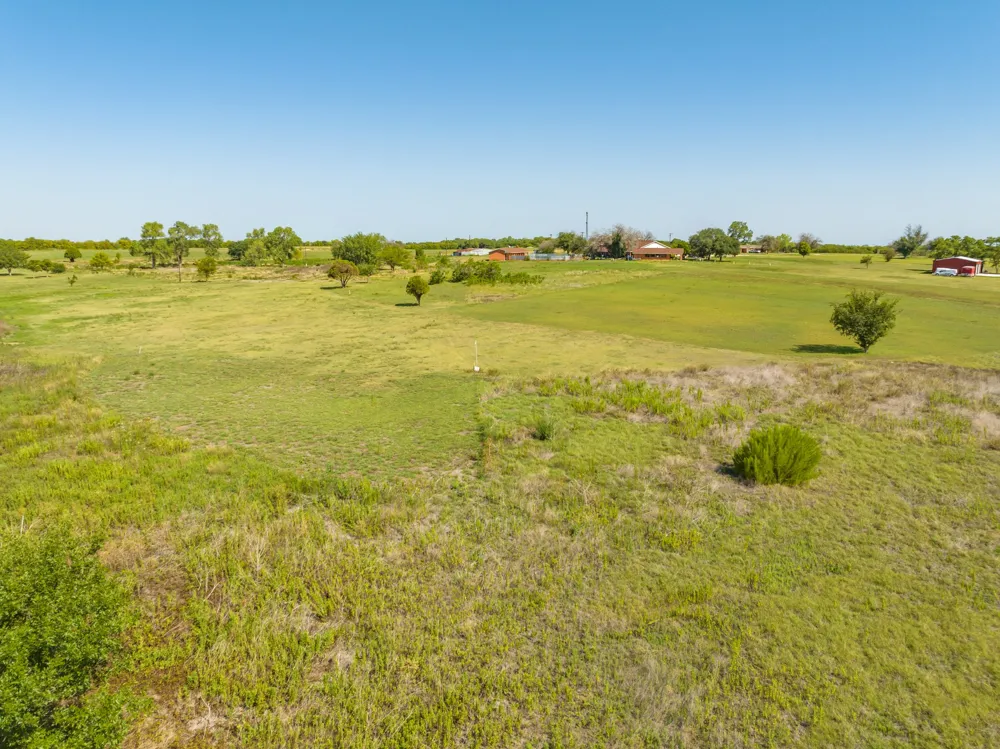 7984 Lone Star Parkway Moody, TX 76557