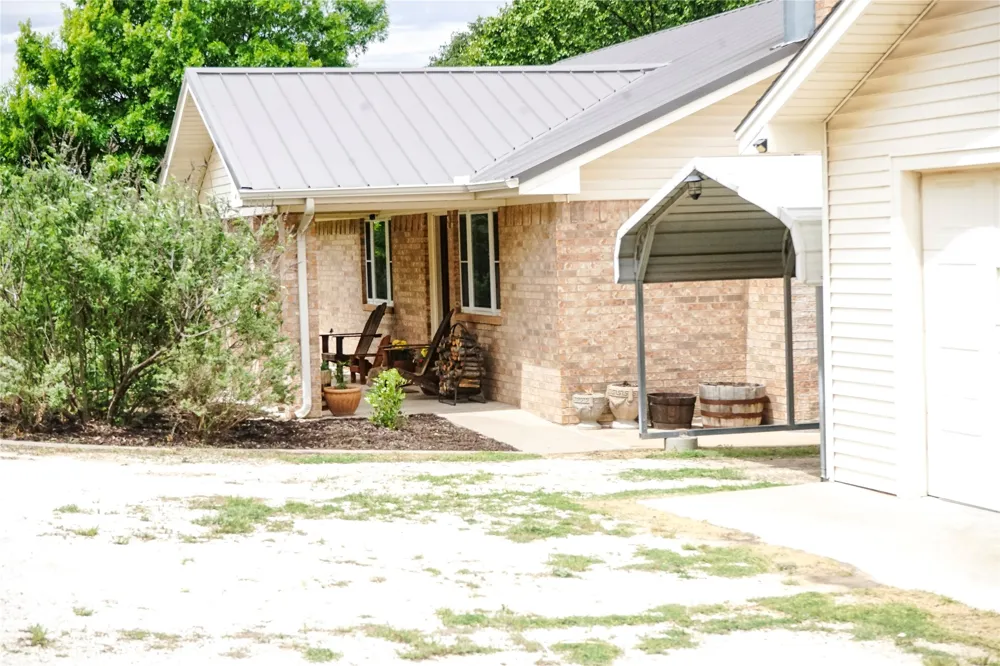 110 County Road 685 Tuscola, TX 79562