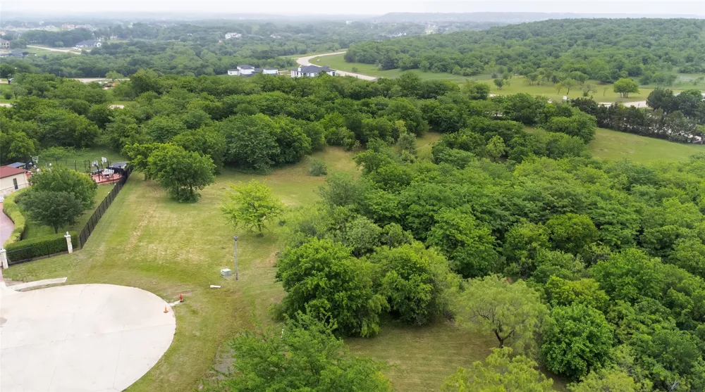 1207 Tulip Court Grand Prairie, TX 75104