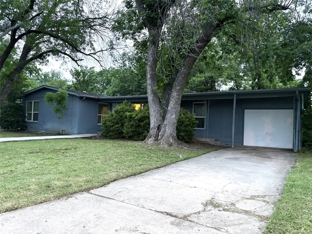 2829 Cecil Drive Richland Hills, TX 76118