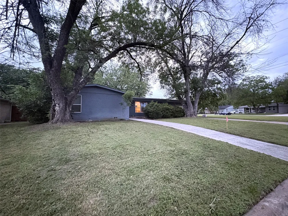 2829 Cecil Drive Richland Hills, TX 76118