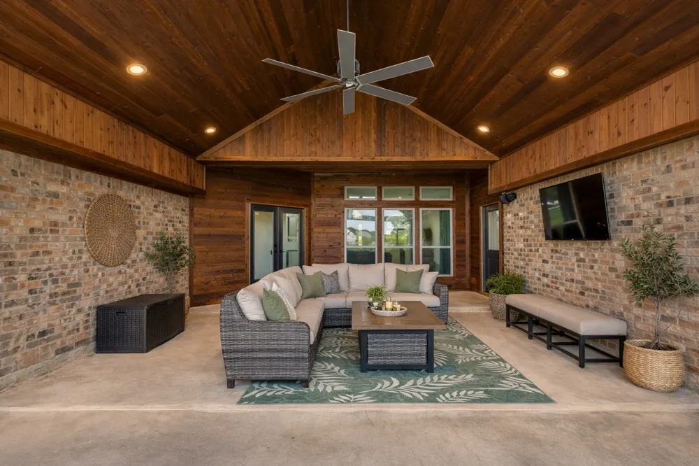 897 Cypress Point Drive Gunter, TX 75058