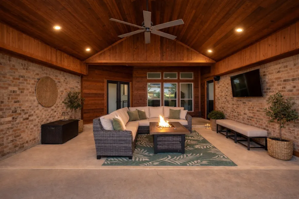 897 Cypress Point Drive Gunter, TX 75058