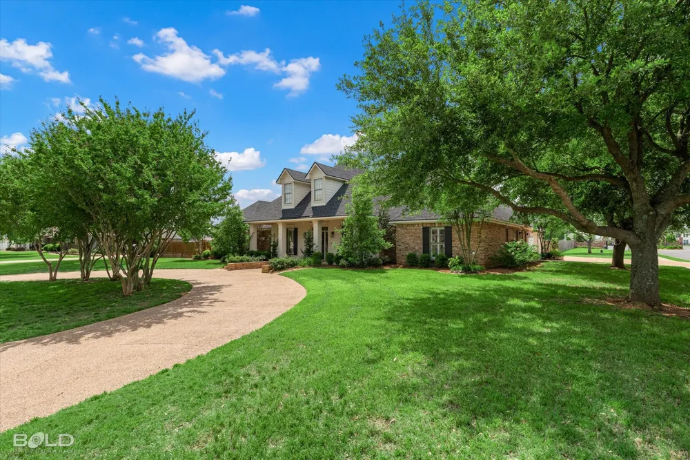 200 Colonel Burt Drive Benton, LA 71006