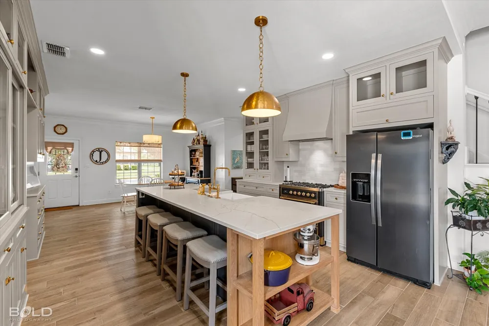 200 Colonel Burt Drive Benton, LA 71006