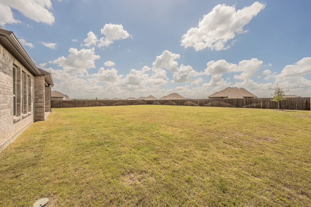 371 Cheyenne Mountain Drive Ovilla, TX 75154
