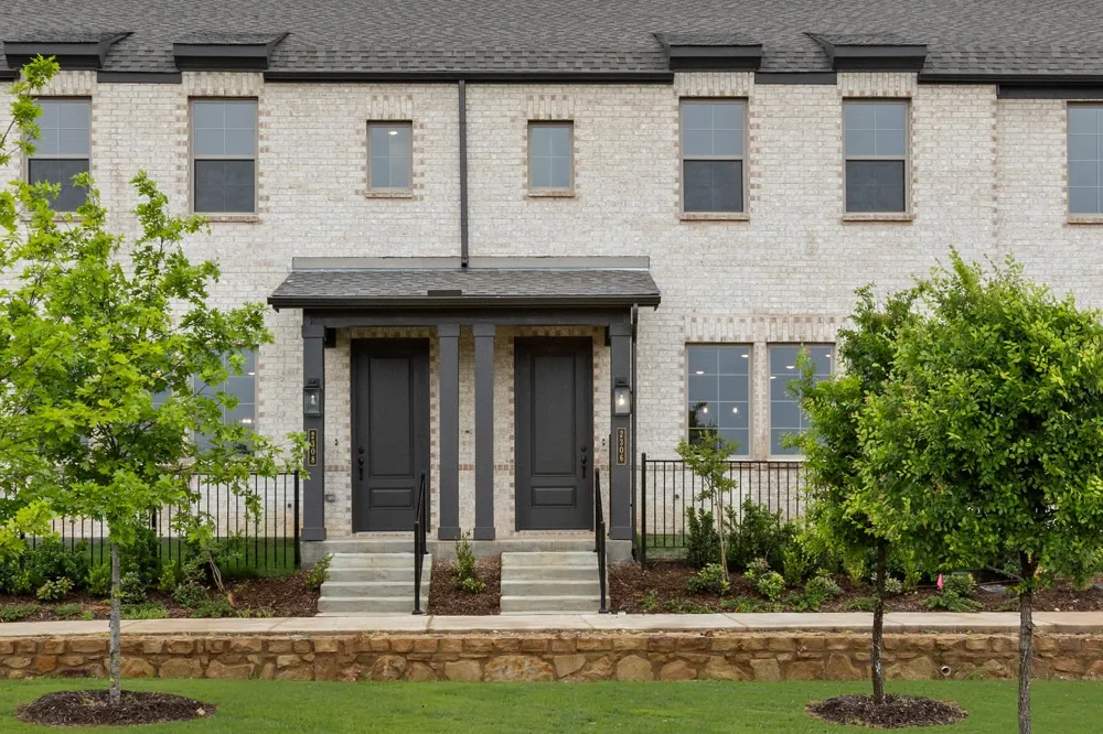 2306 Glacier Way Mansfield, TX 76063