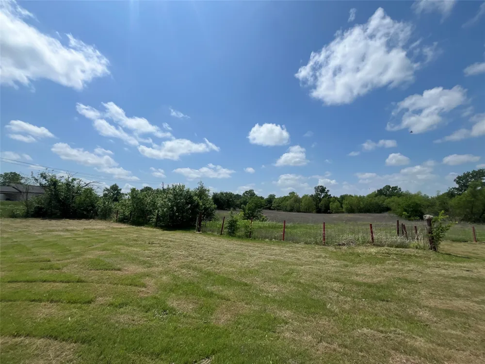 102 Frances Road Palmer, TX 75152
