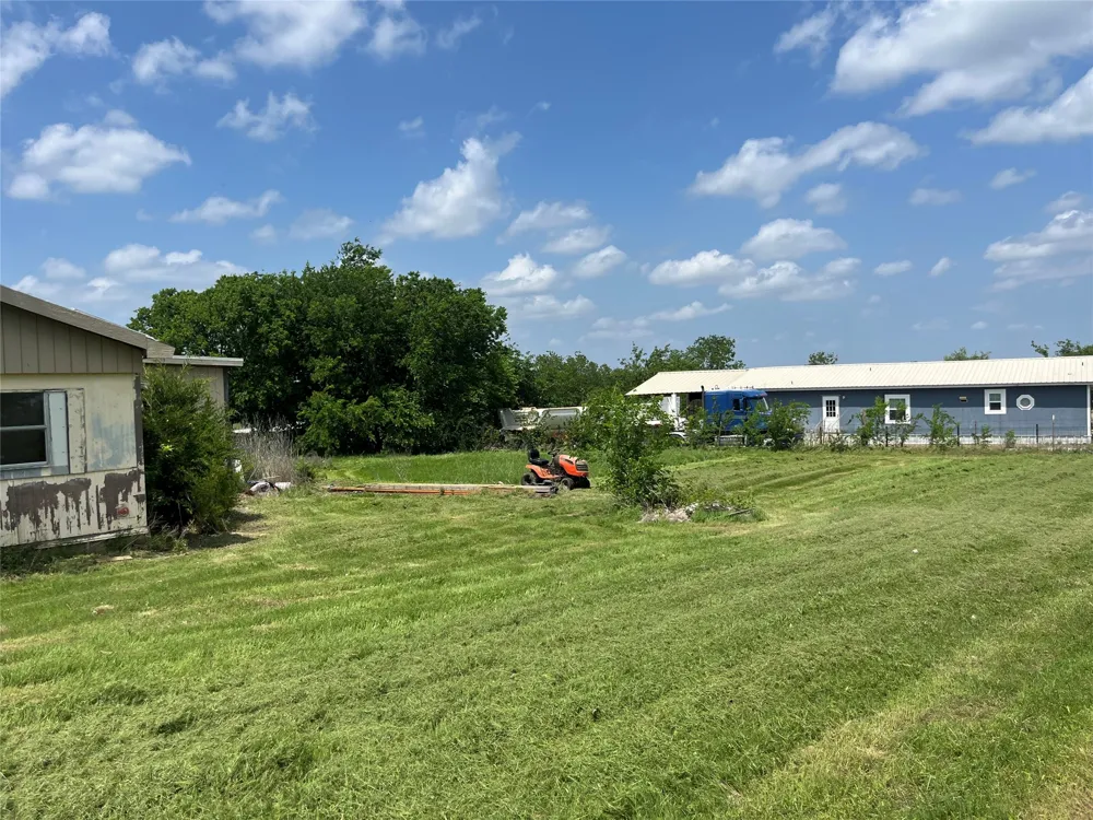 102 Frances Road Palmer, TX 75152