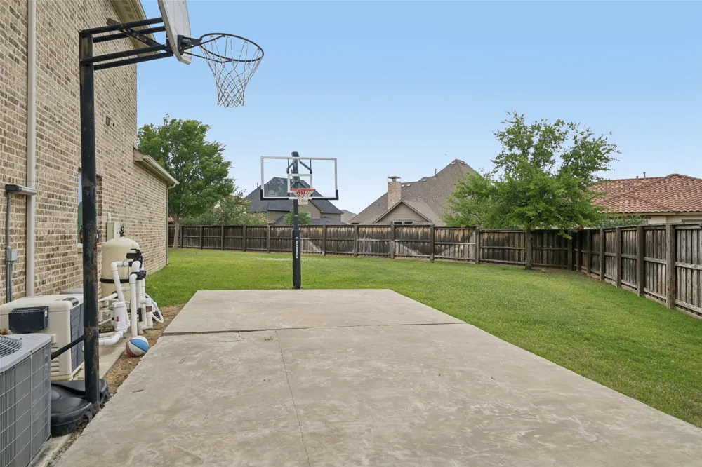 2731 Dames Lane Irving, TX 75063