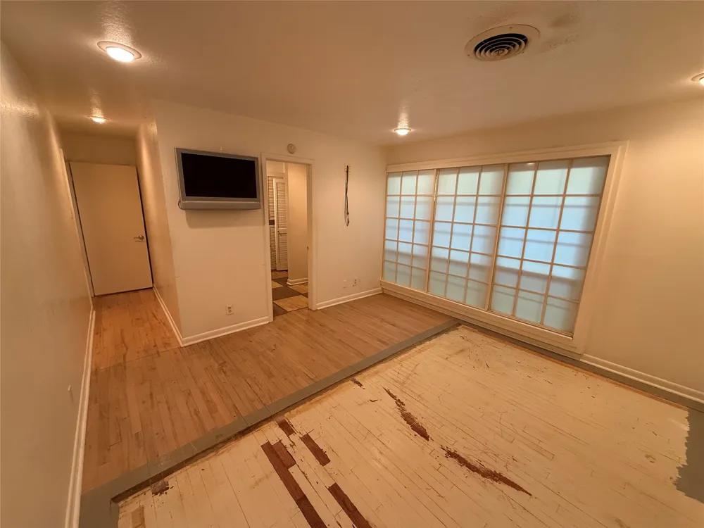 2200 Agnew Street Bonham, TX 75418