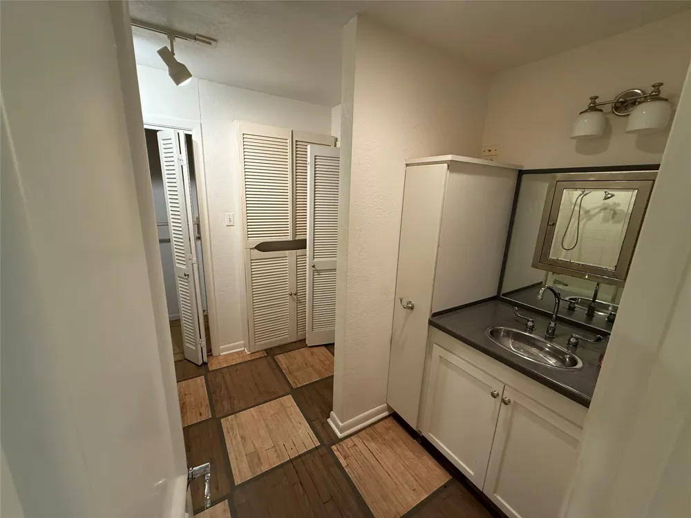 2200 Agnew Street Bonham, TX 75418