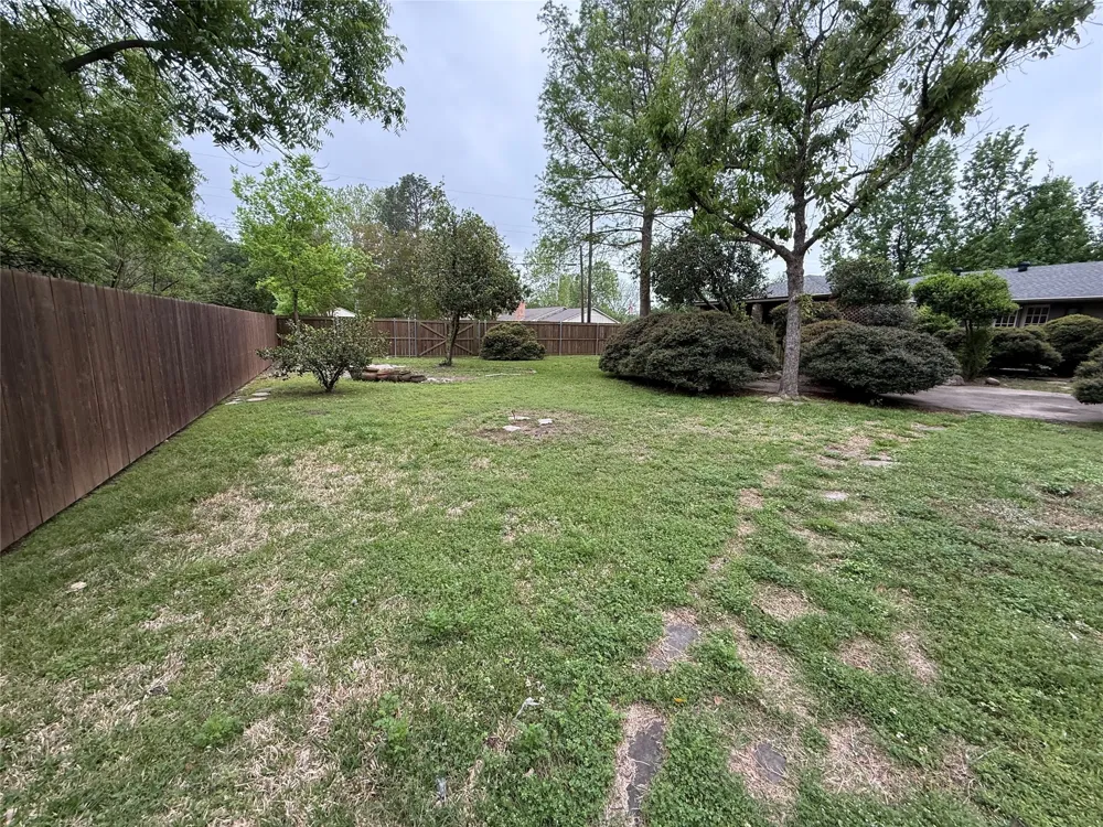 2200 Agnew Street Bonham, TX 75418