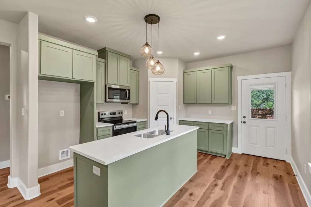 807 Branding Iron Trail Granbury, TX 76049