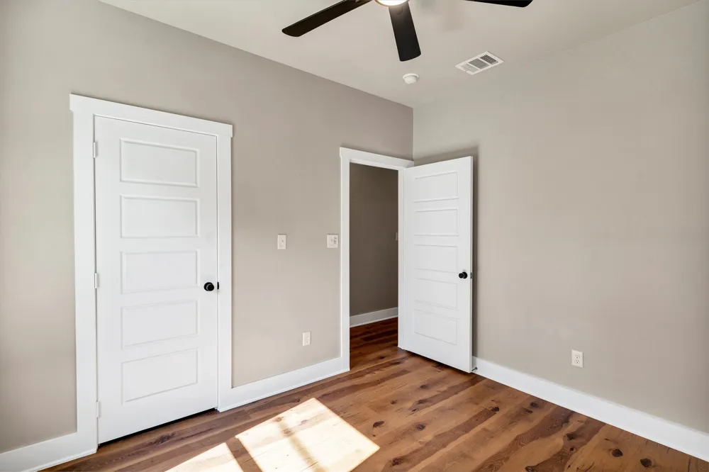 807 Branding Iron Trail Granbury, TX 76049