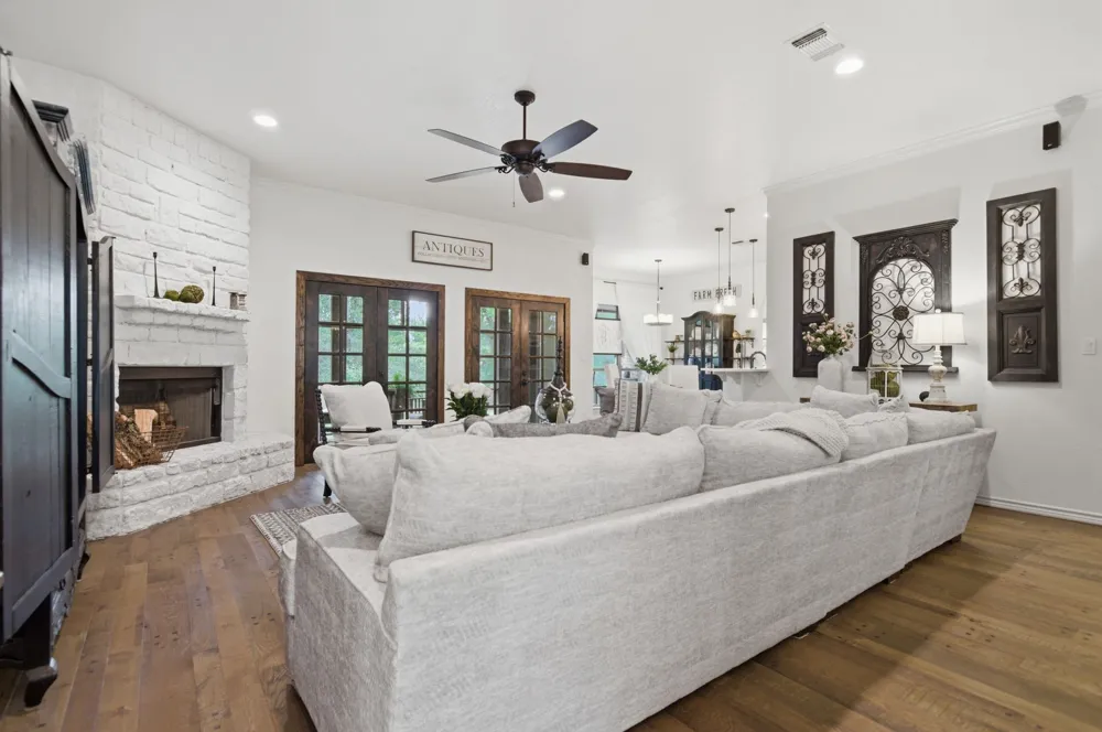 1012 Vista Hills Drive Reno, TX 76082