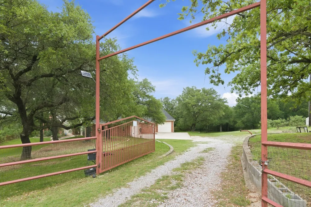 1012 Vista Hills Drive Reno, TX 76082