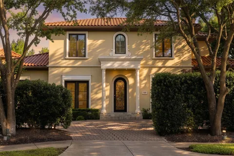 504 Byron Court