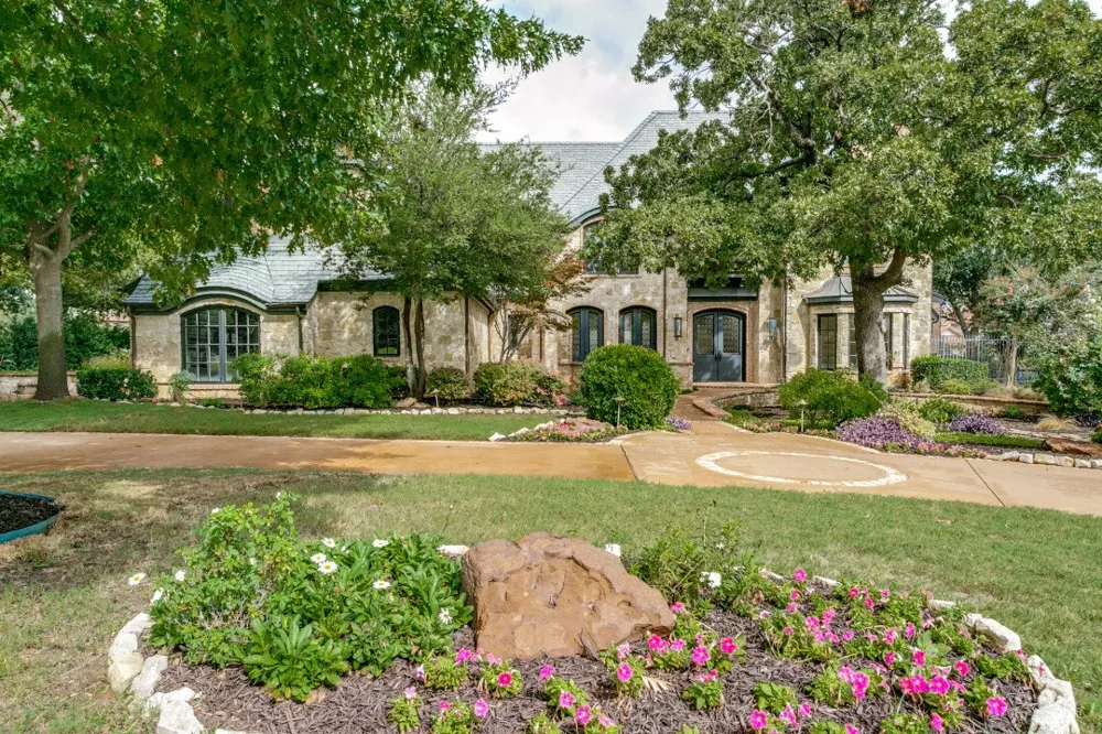 2000 White Wing Cove Westlake, TX 76262
