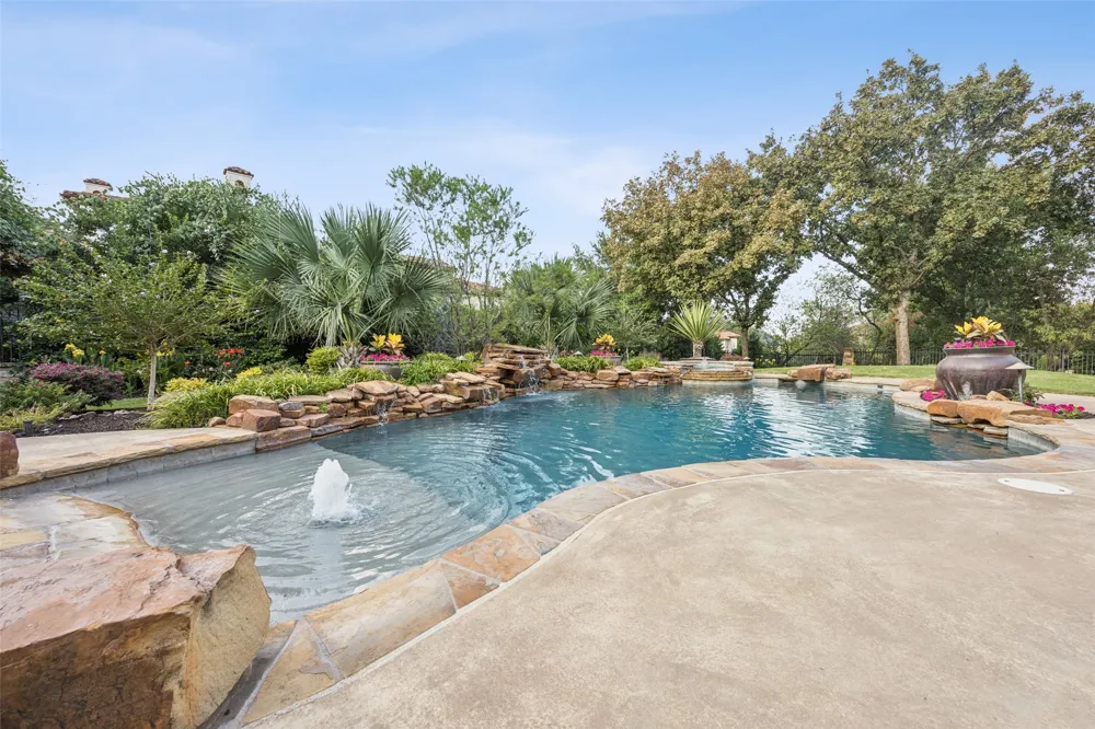 2000 White Wing Cove Westlake, TX 76262