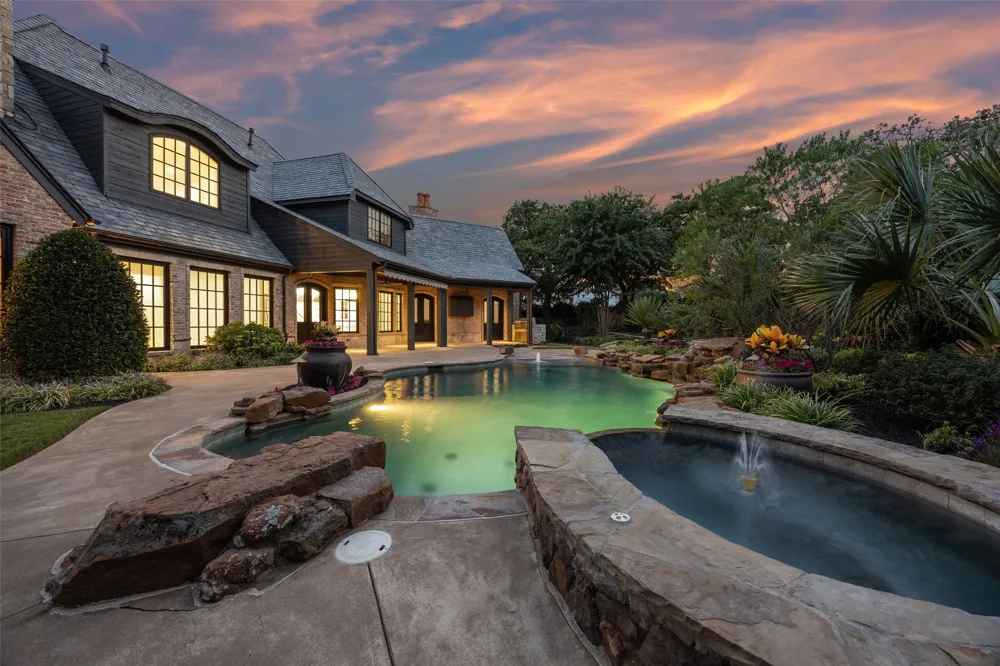 2000 White Wing Cove Westlake, TX 76262