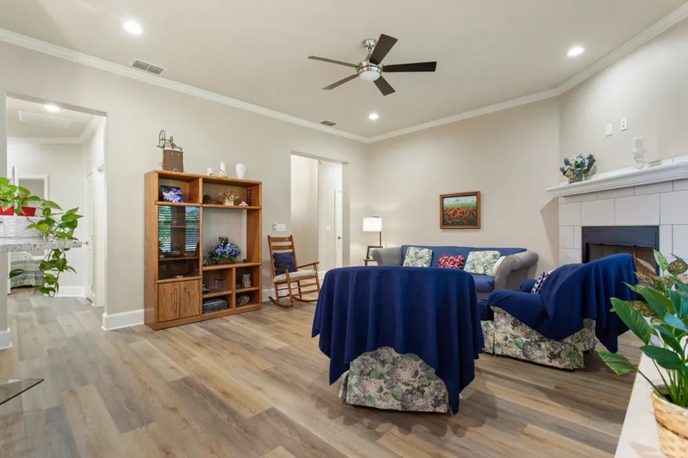16889 County Road 3224 Winona, TX 75792