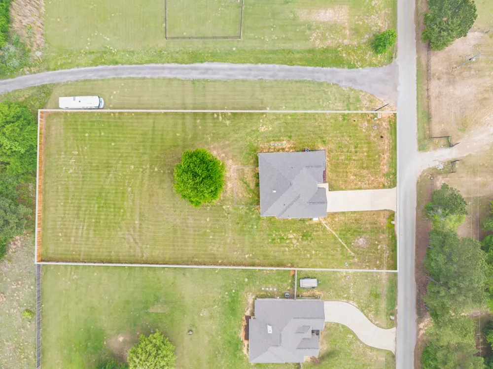 16889 County Road 3224 Winona, TX 75792