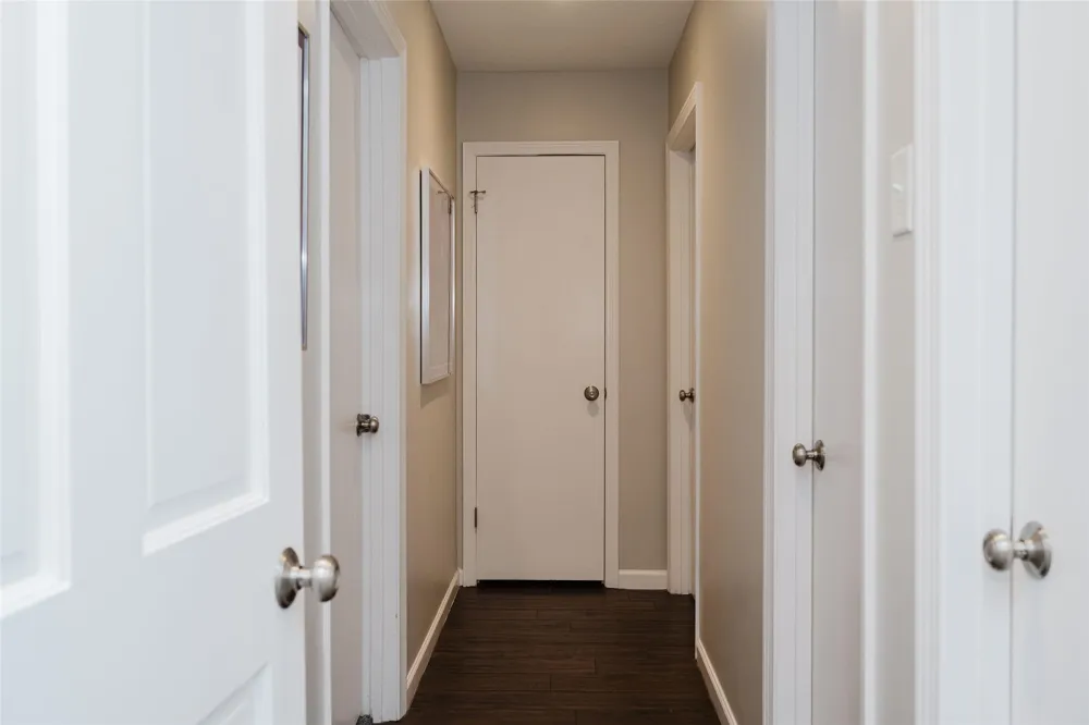 3257 Brookhaven Club Drive Farmers Branch, TX 75234