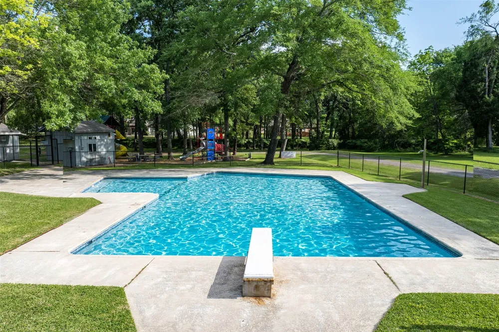 104 Lark Drive Enchanted Oaks, TX 75156