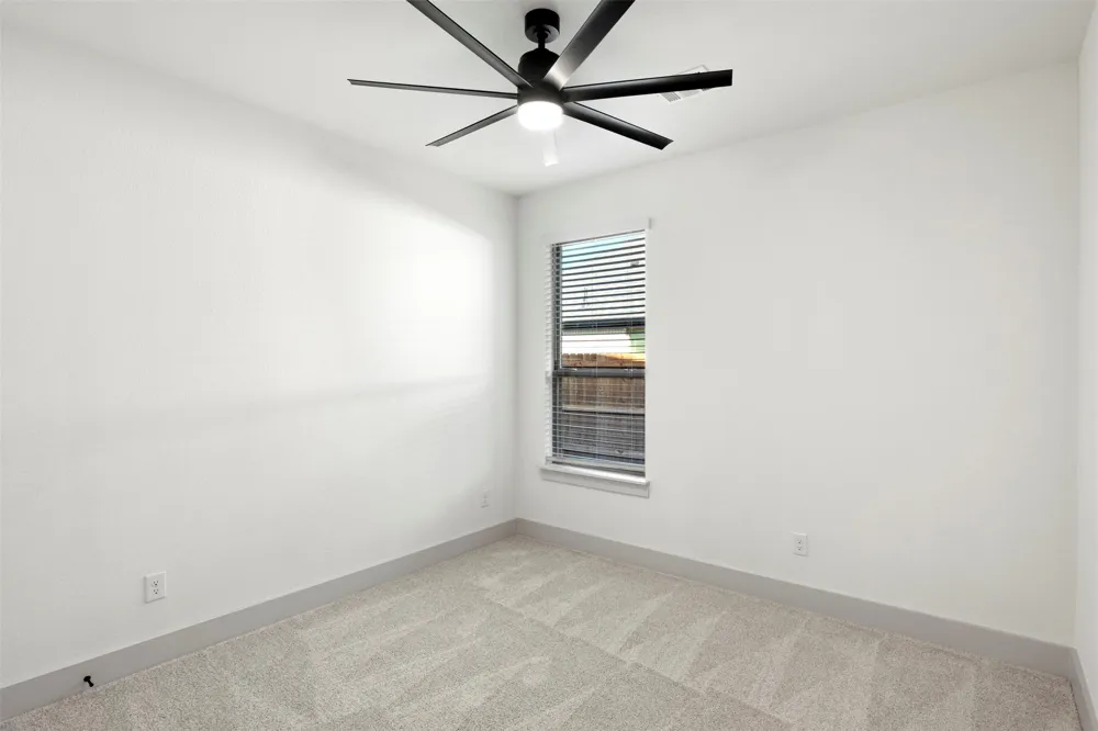 713 Escovedo Drive Italy, TX 76651