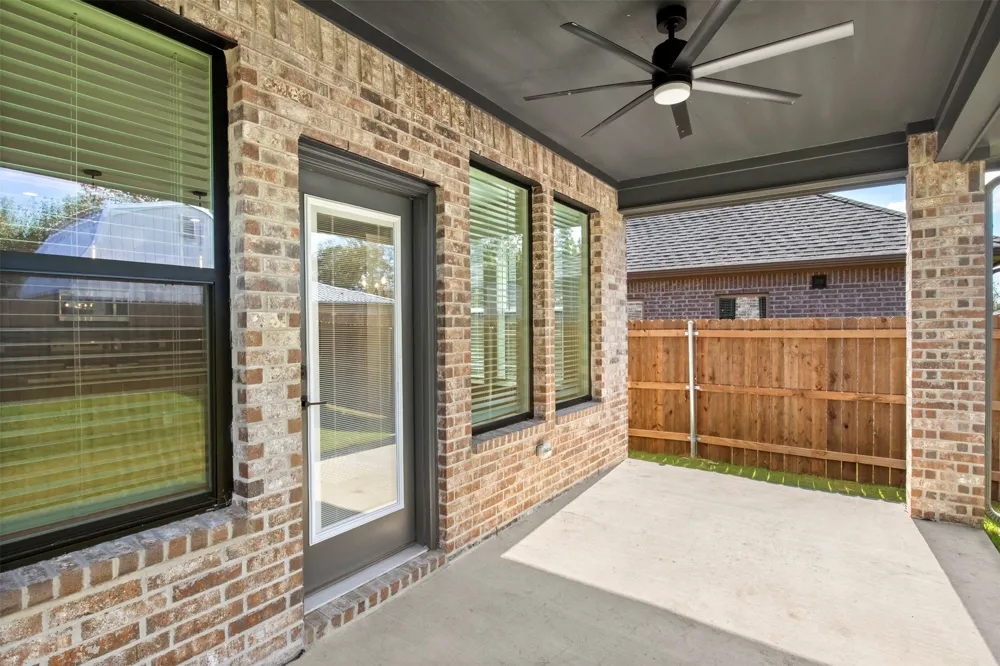 625 Escovedo Drive Italy, TX 76651