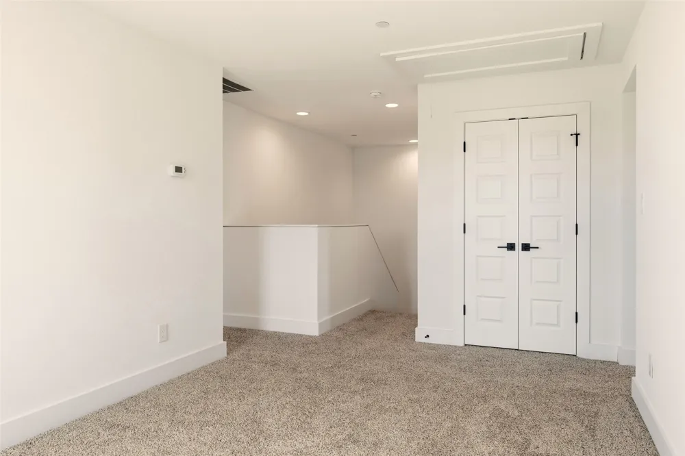 8902 Lowell Street Rowlett, TX 75089