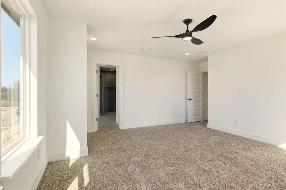 8902 Lowell Street Rowlett, TX 75089
