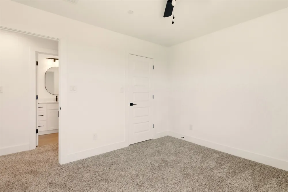 8902 Lowell Street Rowlett, TX 75089