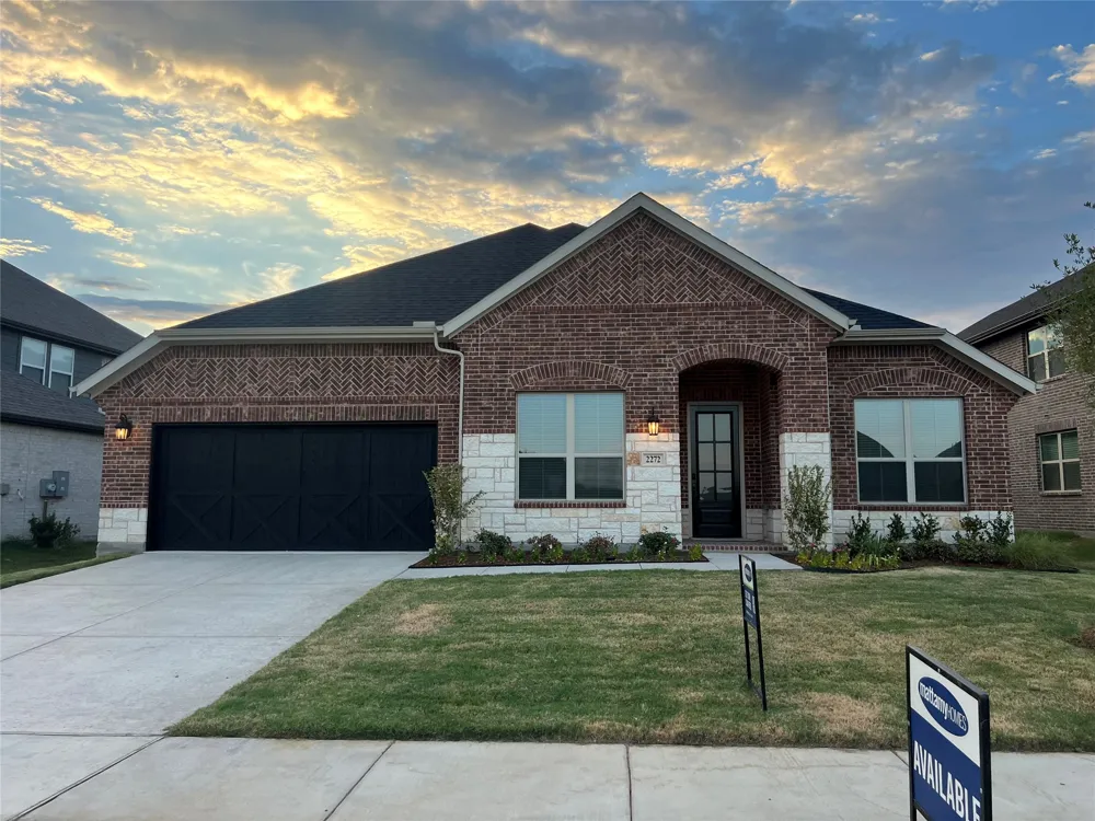 2272 Valencia Drive Little Elm, TX 75068