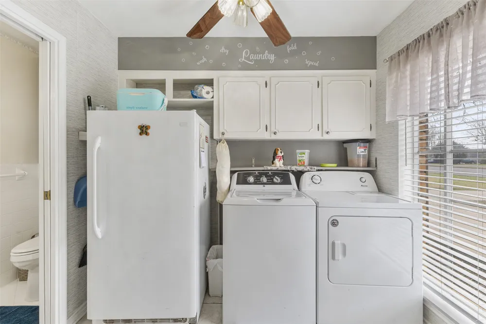 1302 W Sabine Street Carthage, TX 75633