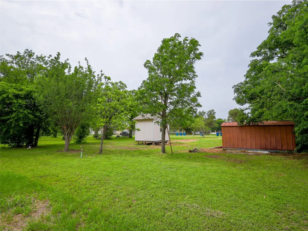 609 W 12th St Cisco, TX 76437