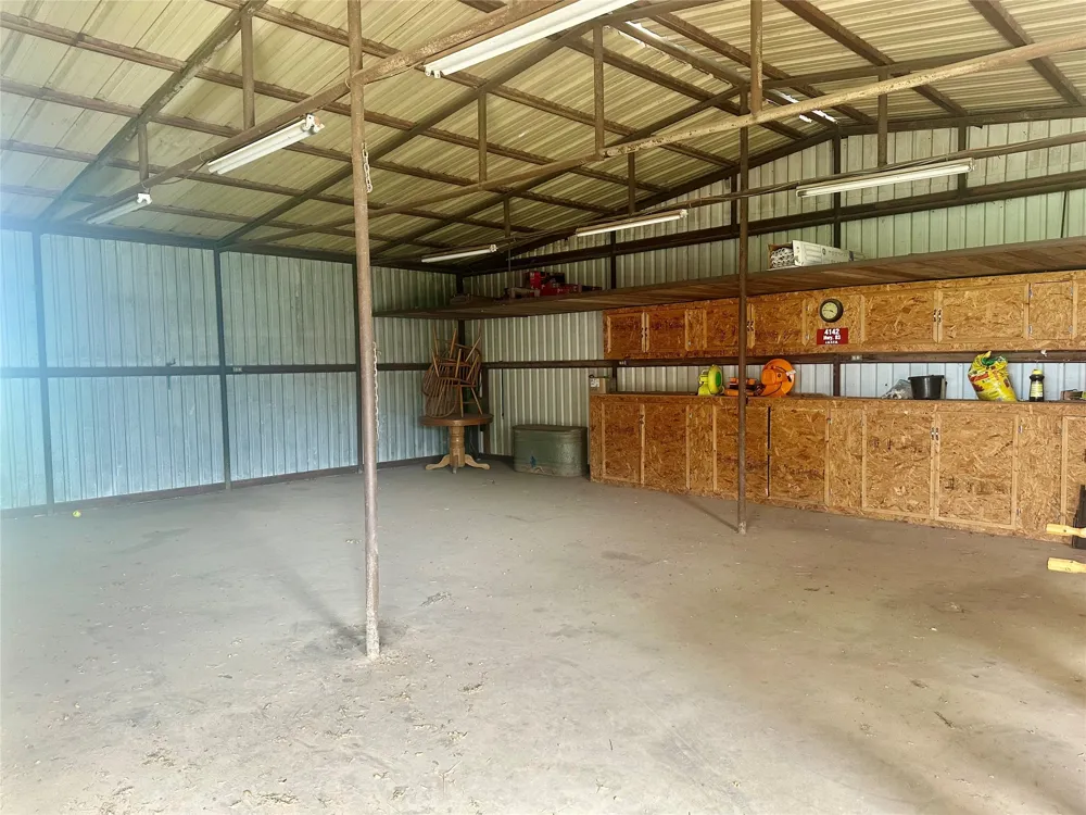 4142 Hwy 83 Tuscola, TX 79562