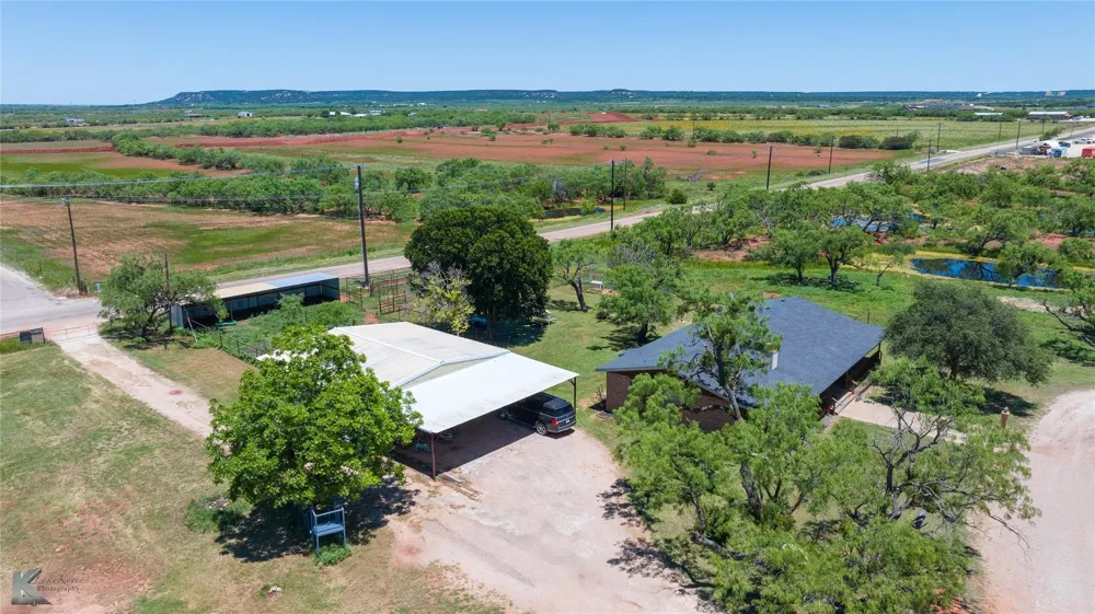 4142 Hwy 83 Tuscola, TX 79562