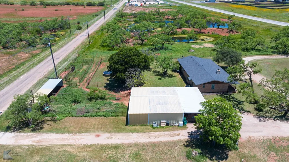 4142 Hwy 83 Tuscola, TX 79562