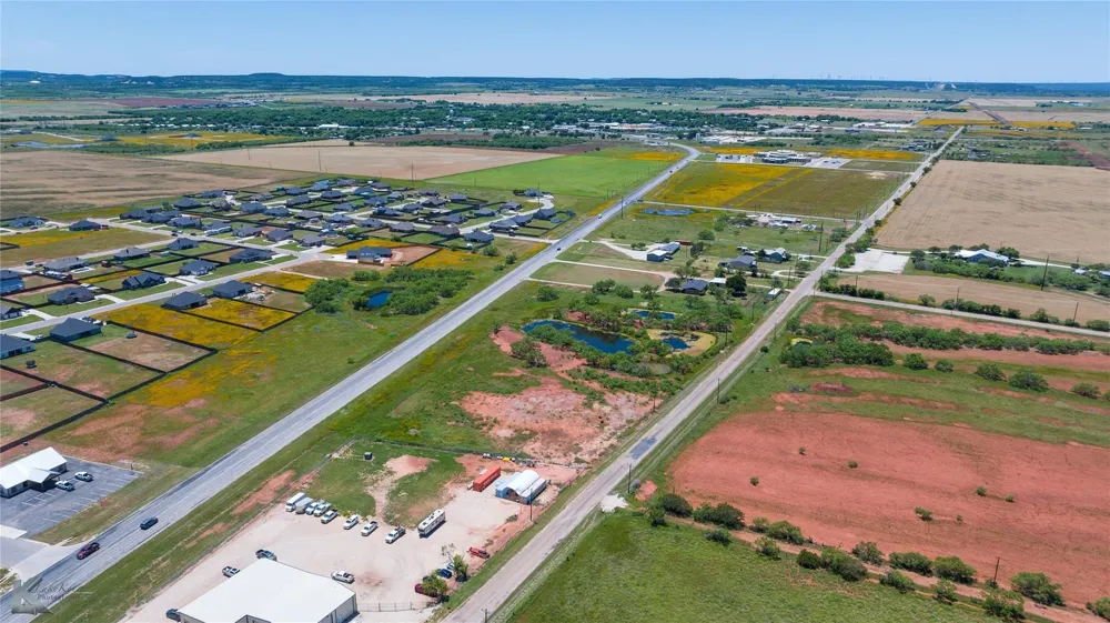4142 Hwy 83 Tuscola, TX 79562