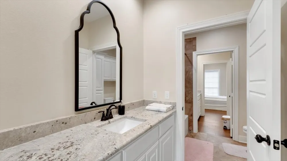 1005 Stone Bridge Street Mt Pleasant, TX 75455