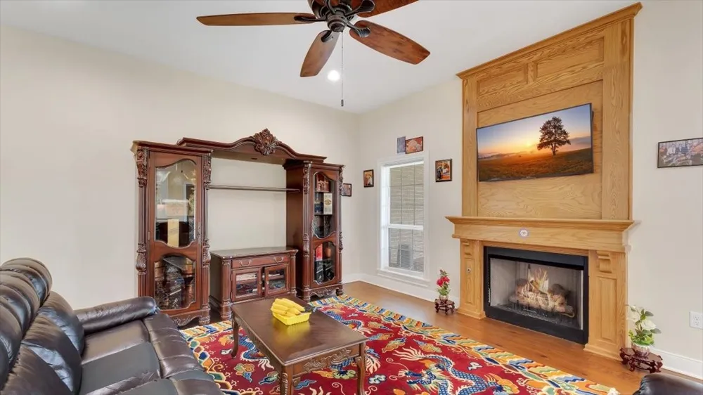 1005 Stone Bridge Street Mt Pleasant, TX 75455