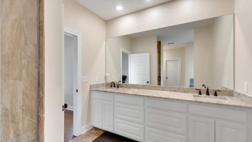 1005 Stone Bridge Street Mt Pleasant, TX 75455