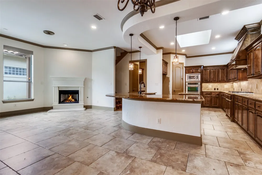 3606 Vineyard Way Farmers Branch, TX 75234